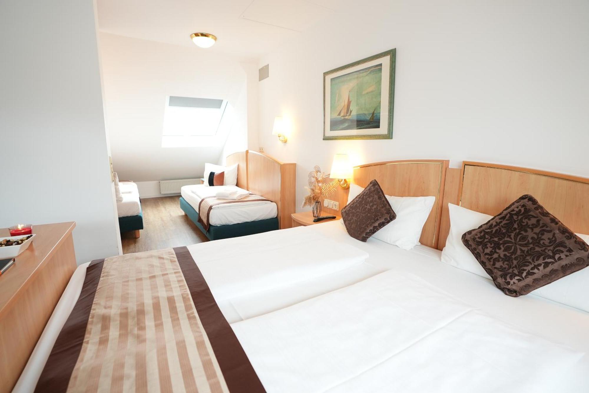 Uno Hotel Posthof ザールルイ エクステリア 写真